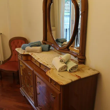 Casa Mira - Ampio, Fully Equipped E Zona Tranquilla 트리에스테