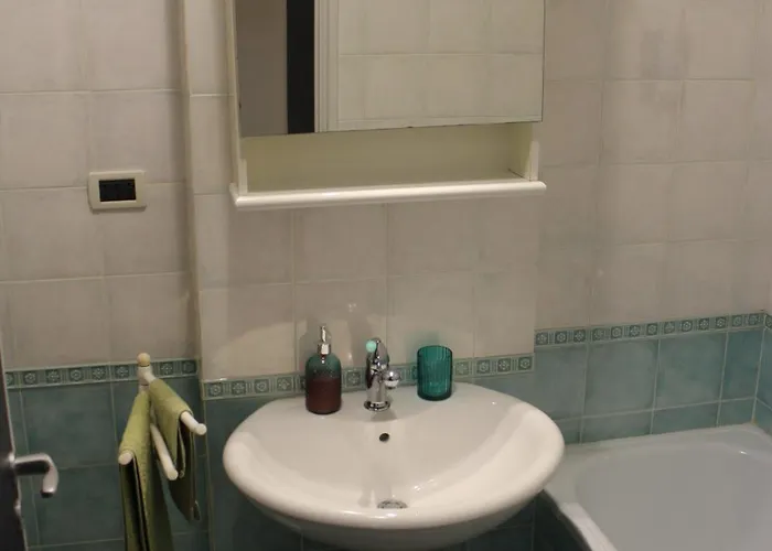 Casa Mira - Ampio, Fully Equipped E Zona Tranquilla Apartment Trieste